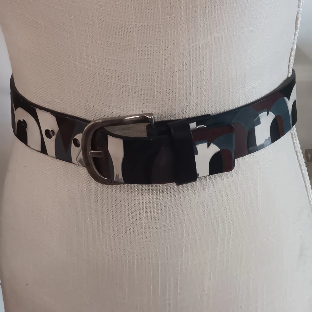 VOLCOM Stone Genuine Leather w Chrome Hardware Graphic Belt